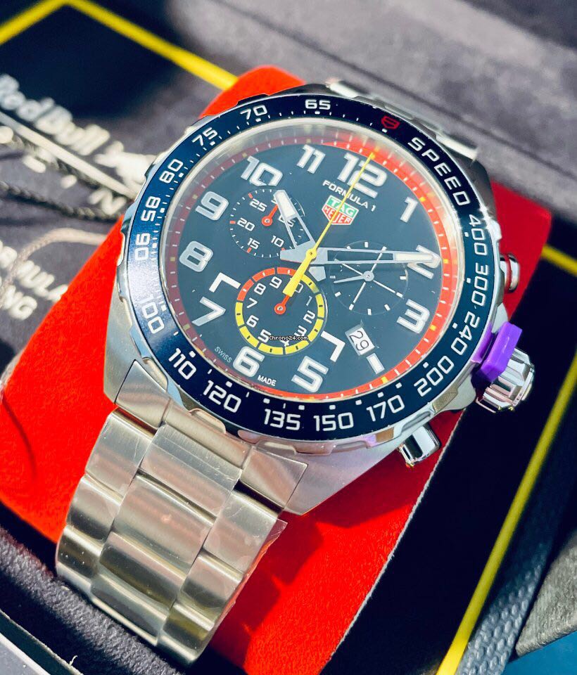 43mm Racing Chrono Red Bull-Inspired Chronograph with Steel Bracelet